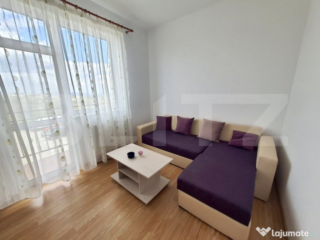 Apartament 2 camere, decomandat, parcare, terasa, zona Mihai