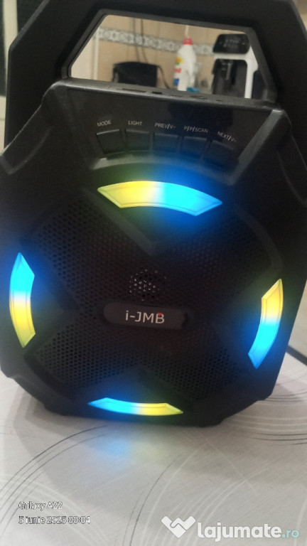 Boxa bluethoot radio sd noua