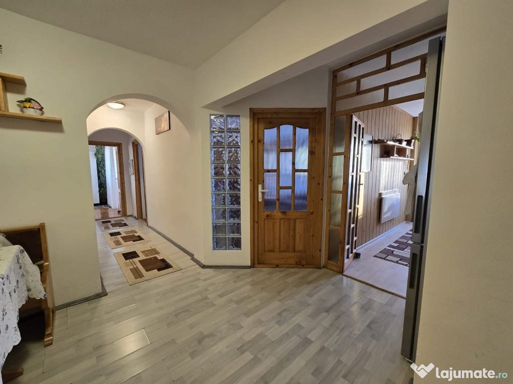 Apartament 3 camere Manastur-Parang
