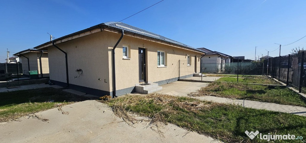 Casa tip duplex ~ 3 camere 1 baie ~ Mobilat utilata ~ 260 mp teren