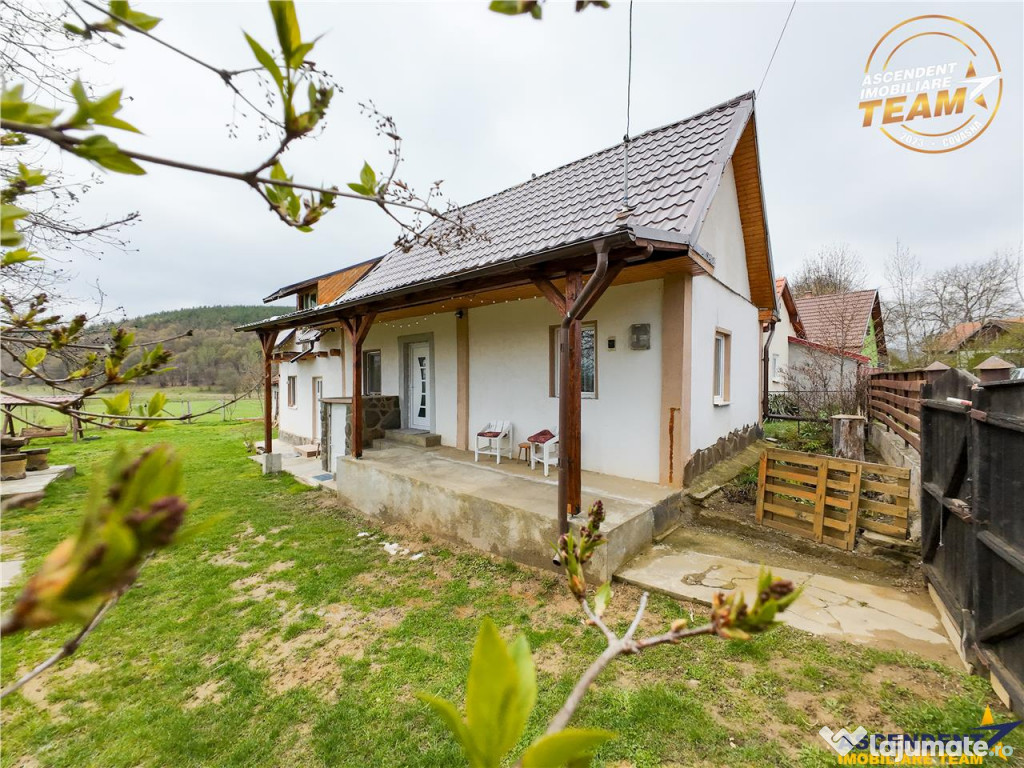 FILM!Casa renovata,2.708 mp teren,apa curgatoare,natura spec