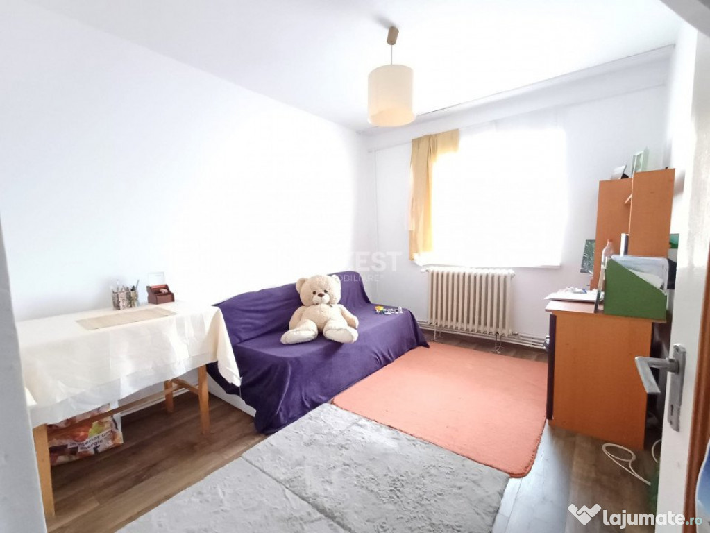 Apartament spațios 3 camere Decomandat 70 mp, zona Frumoas