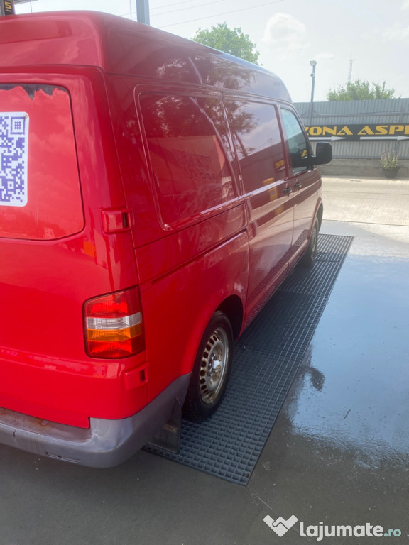 VW TRANSPORTER T5