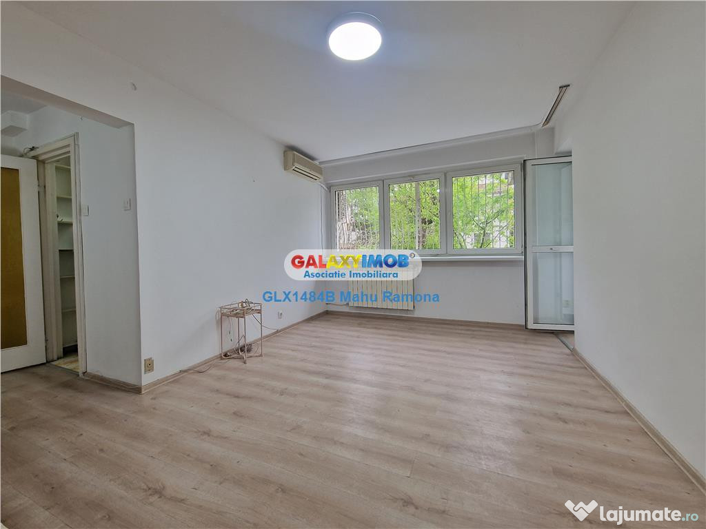 Apartament 2 camere, cu balcon mare, parter, Jiului