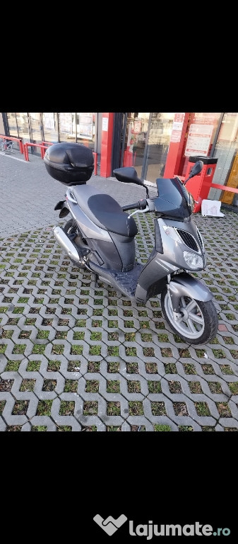 Vand Aprilia Sport City 125