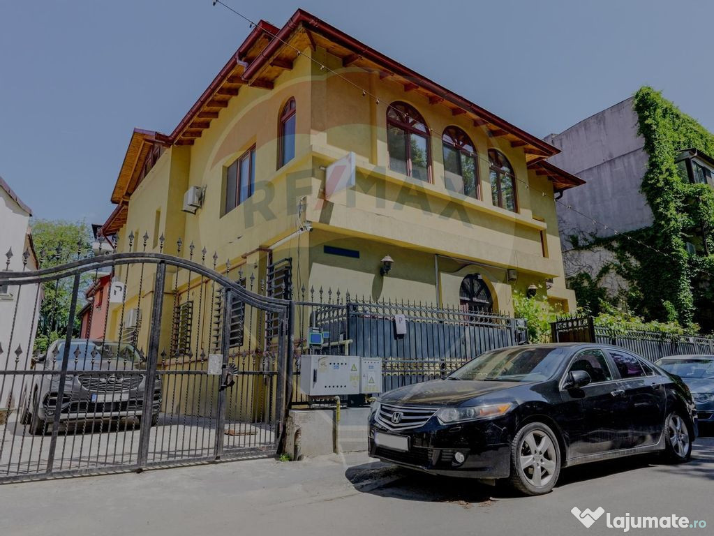 Casă / Vilă de închiriat zona Dacia