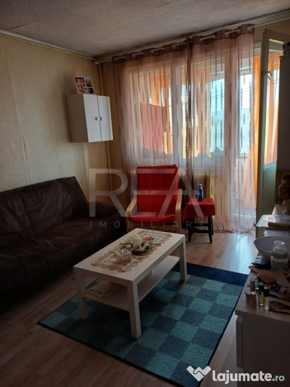 2 camere - Titan - decomandat - 1999