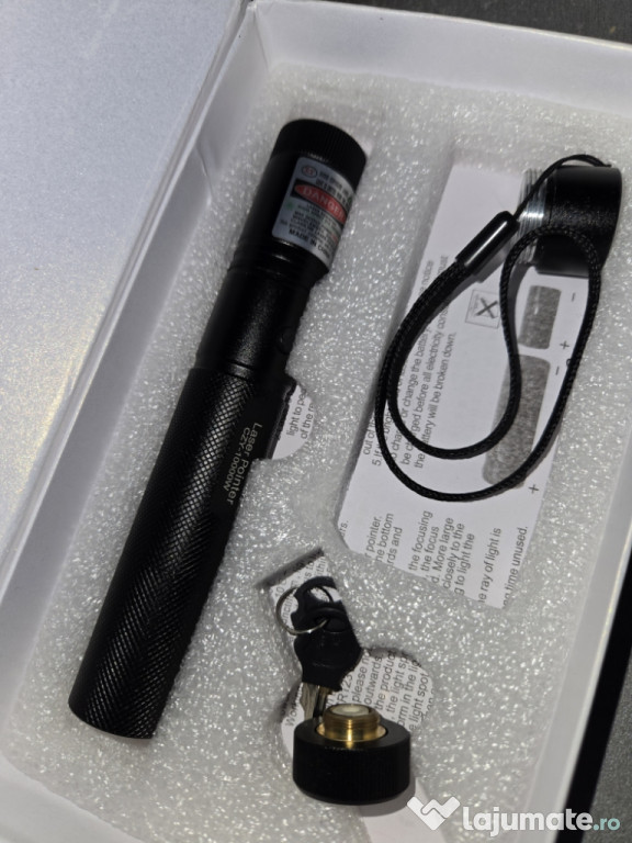 Vând laser profesional verde