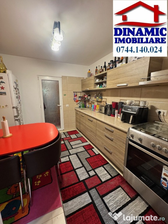 Apartament 4 cam, Str. Nufarului, 400EUR/lunar
