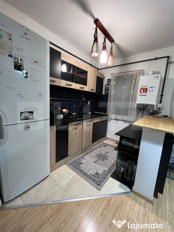 Apartament 2 camere, 56 mp, parcare, zona Teilor!