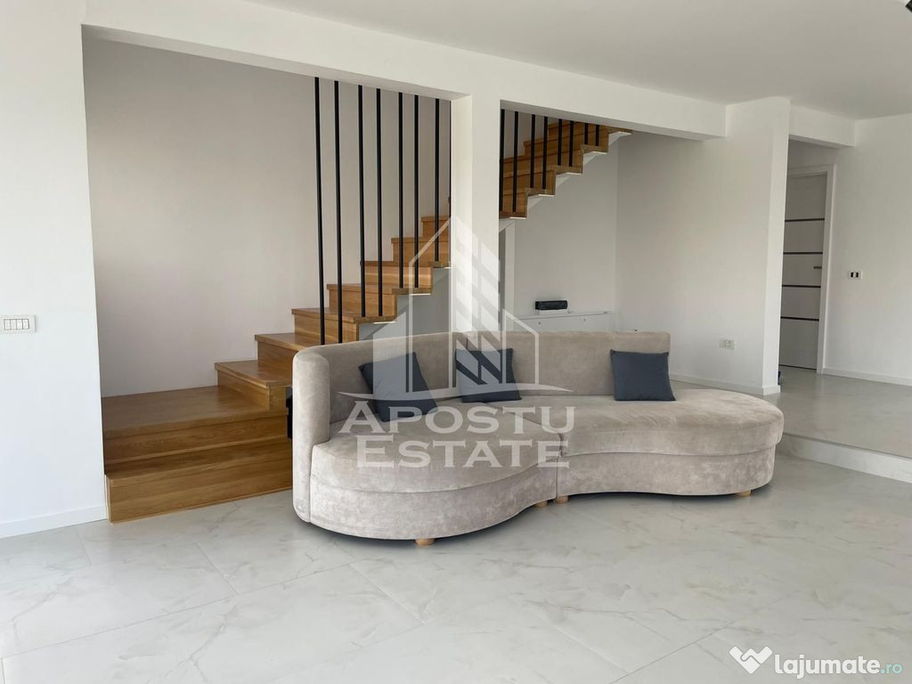 Casa individuala, 6 camere, 2 bai, garaj, teren 913, pomp...
