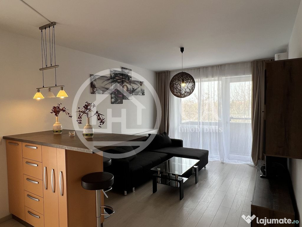 Apartament cu 3 camere de inchiriat in Prima Universitati...