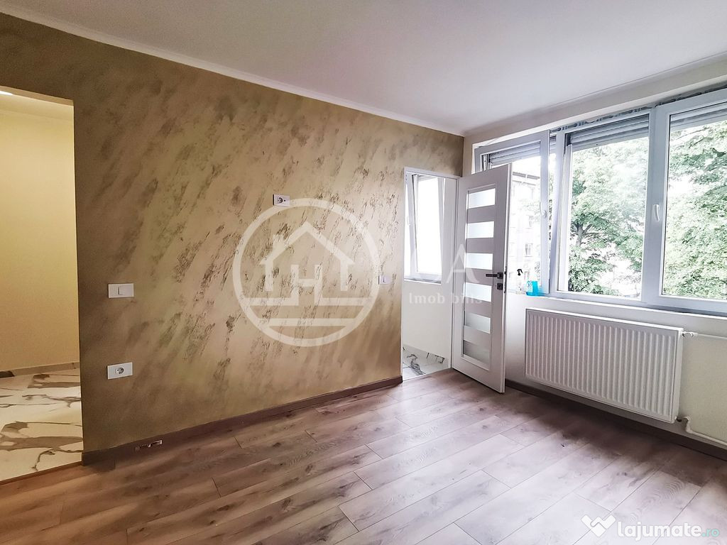 Apartament de vânzare cu 2 camere în zona Rogerius, Oradea