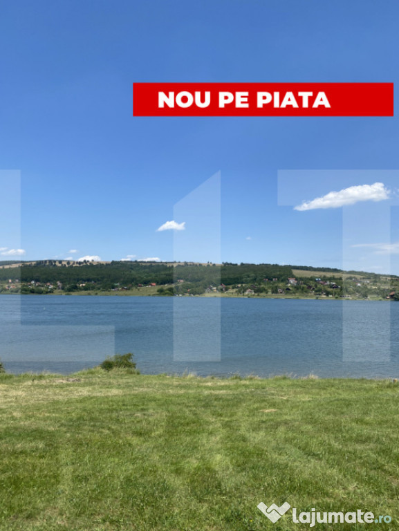 Teren intravilan de 600 mp la doar 50 m de lac – Pădureni