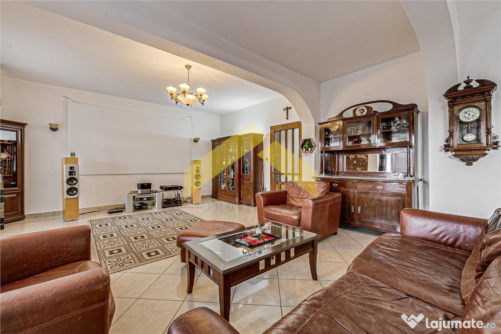 Vila cu 5 camere de zona Tabacovici