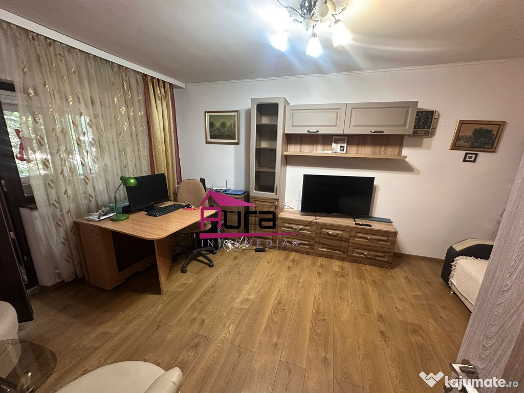 Apartament 2 camere zona Piata Noua
