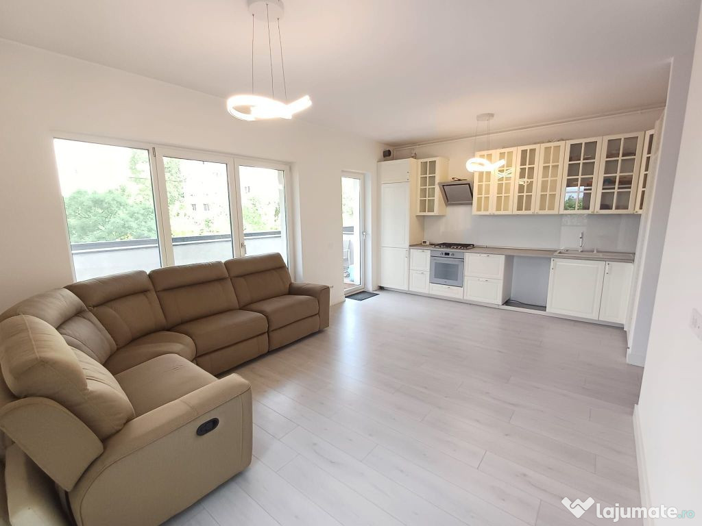 Apartament 3 camere Central District Fizicienilor Camil R...