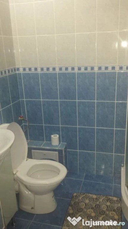 1 camera in zona Medicinei