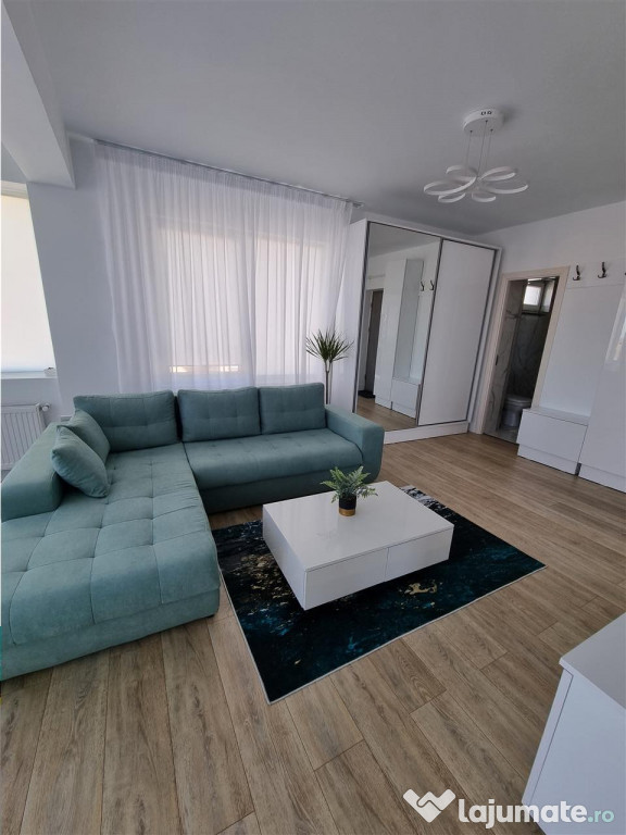 Apartament tip penthouse 2 camere si terasa proprie
