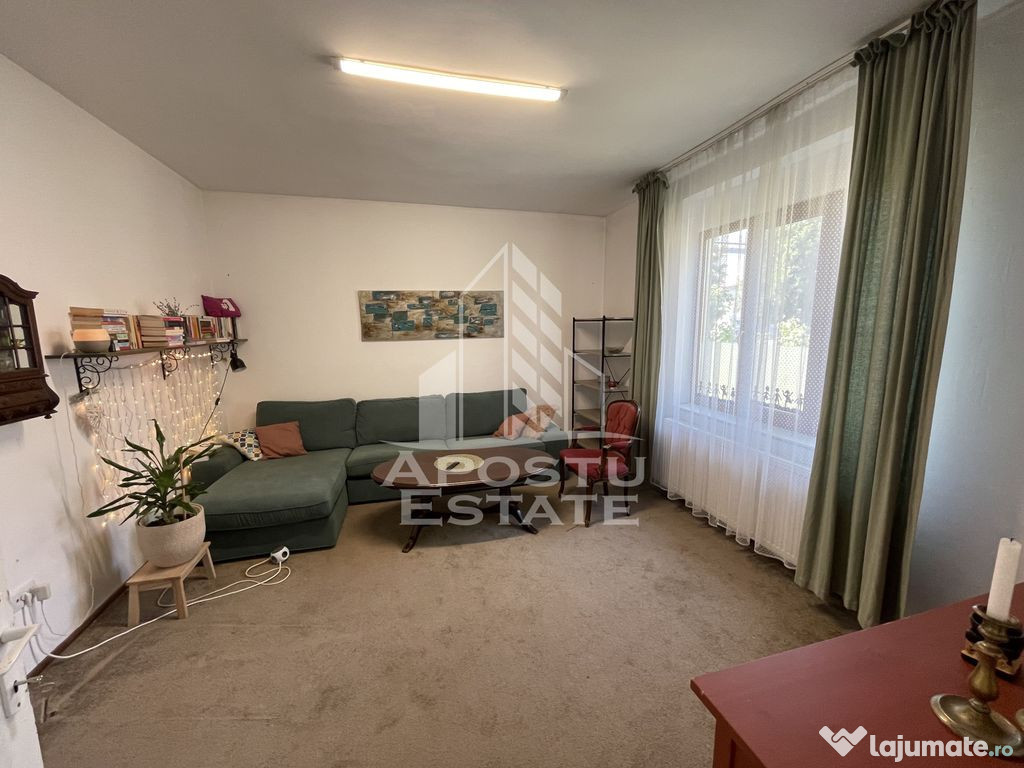 Casa cu 3 camere pentru birouri sau locuit, Bulevardul Li...
