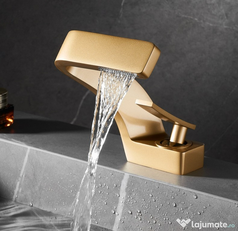 Full copper basin faucet light luxury gold creative waterfall househol