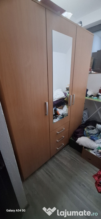 șifonier VINDERUP JISKdormitor
