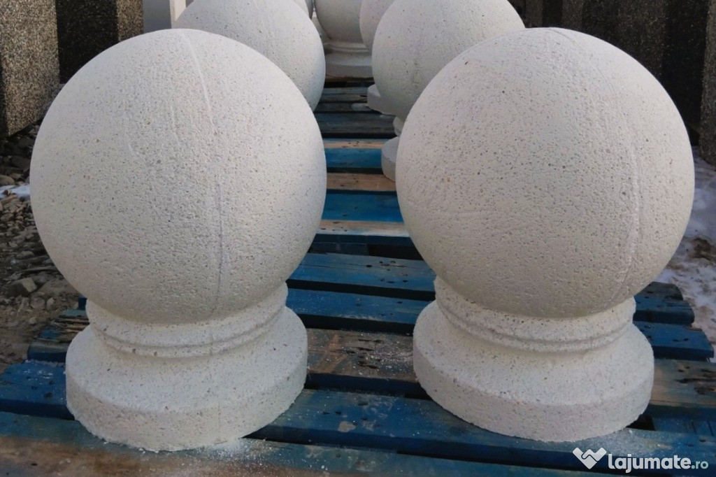 Bolard rotund din beton si marmura alba cu picior – 45 cm