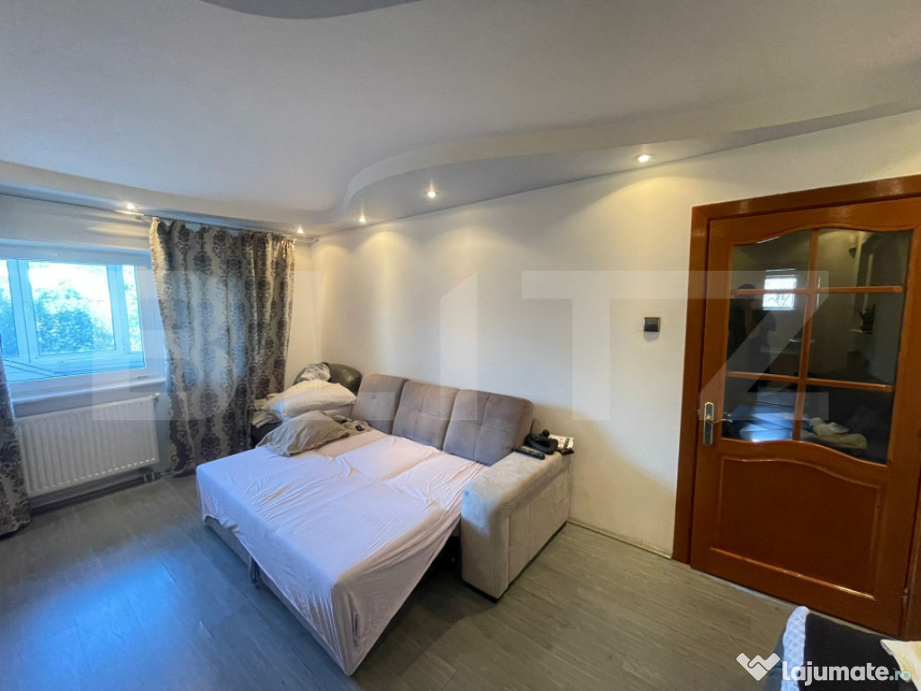 Apartament etaj 2,decomandat 85 mp,zona Liceul Energetic