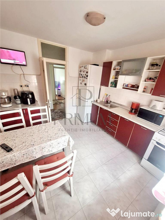 GIROCULUI - 3 camere - 2 bai - 2 balcoane - centrala proprie