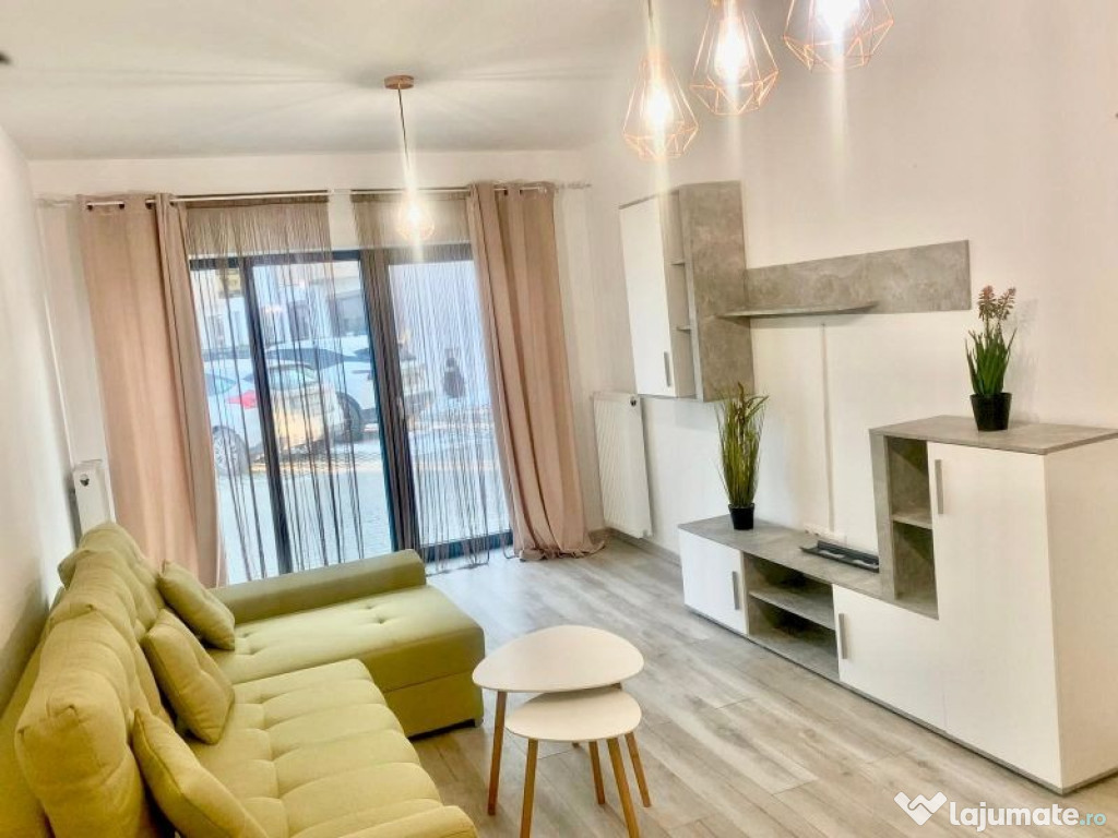 Apartament 2 camere decomandat - zona Tractorul