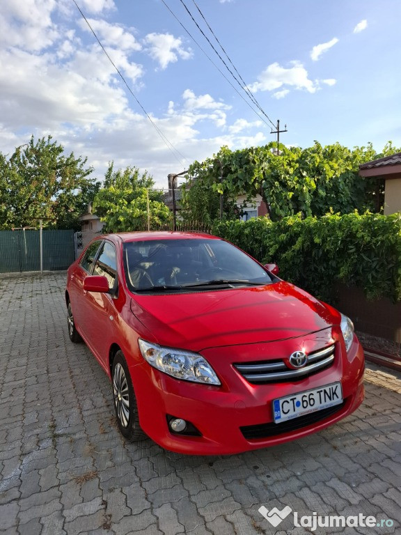 Toyota Corolla sedan rosu, 2007, 1.4D