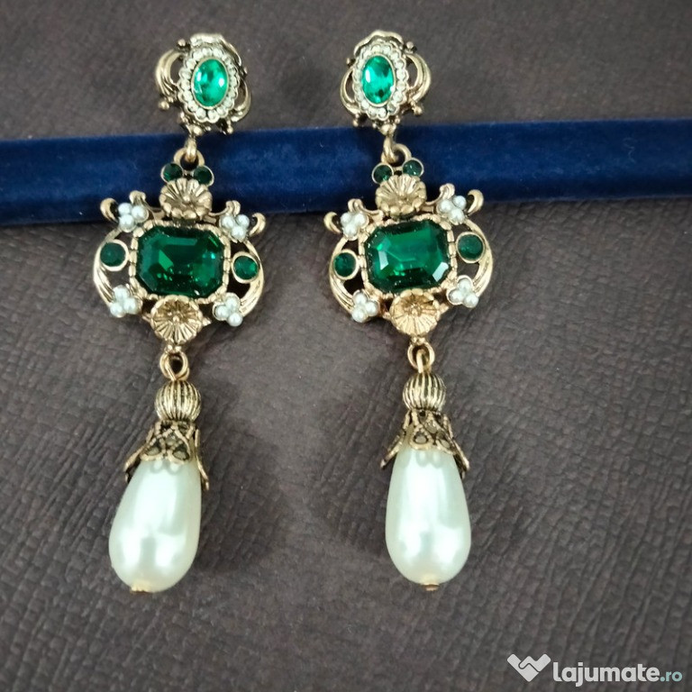 Cercei vintage verde cu alb