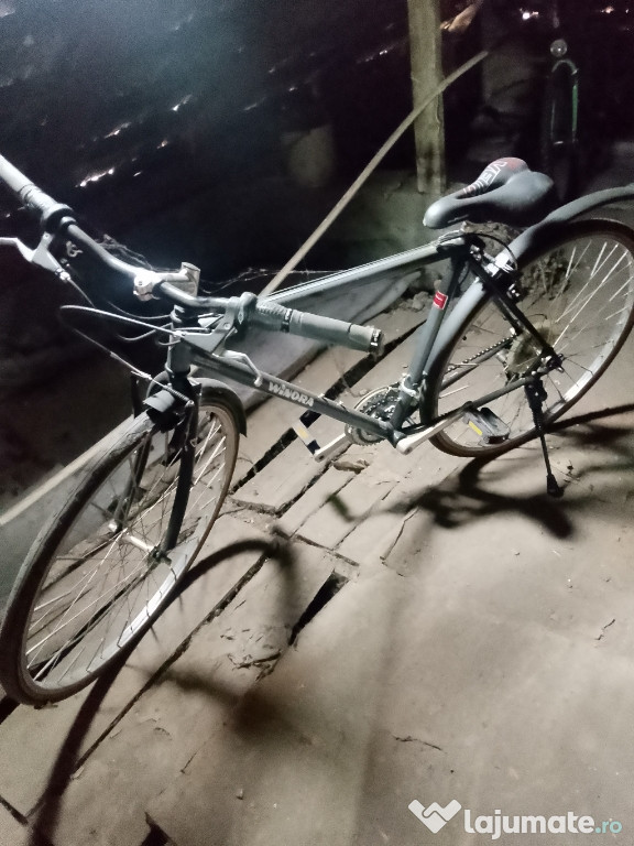 Vind bicicleta adulți in stare foarte buna, ca noua si usoara