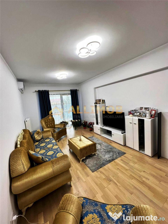 Apartament 3 camere zona Albert, complex Mrs Smart