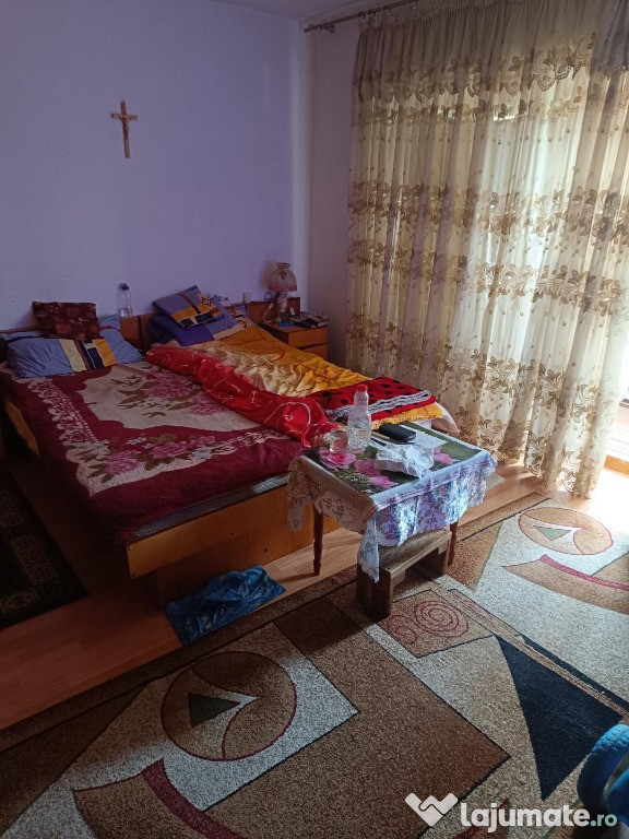 Apartament 1 camerta Mihai Eminescu et 3