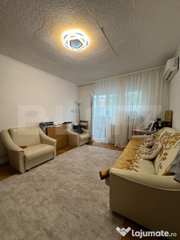 Apartament 2 camere, 52mp, luminos, Zona Liceul Economic