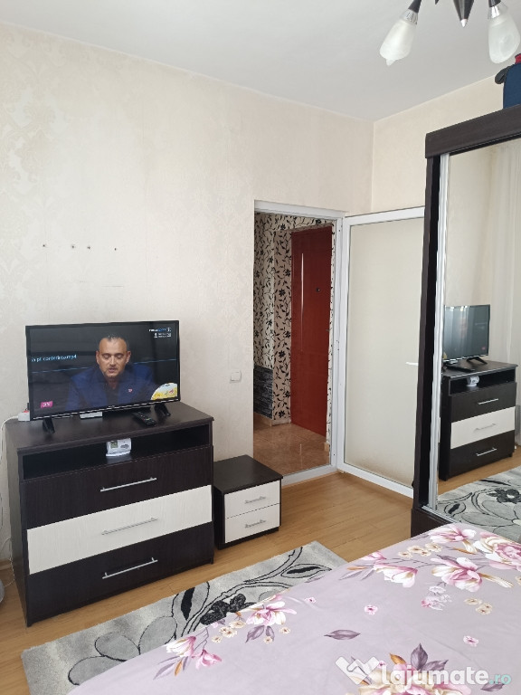 Schimb garsonieră (București) cu apartament în Buzău