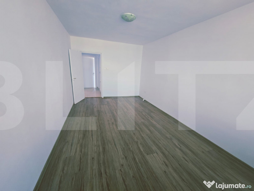 Apartament cu 3 camere, zona Olimpia-Stadion, la etajul 8, c