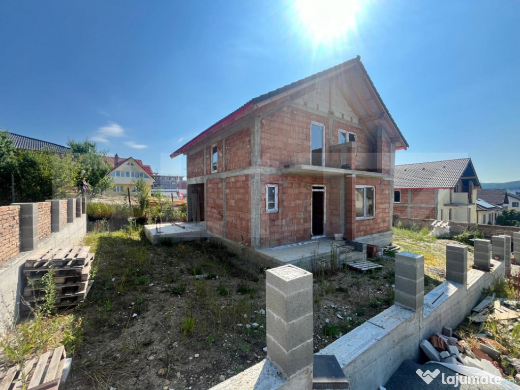 Casa individuala, finisata, 4 ari teren, zona Terra