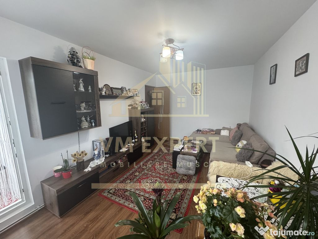 APARTAMENT 3 CAMERE ETAJ 4 VIȘOI CAMPULUNG