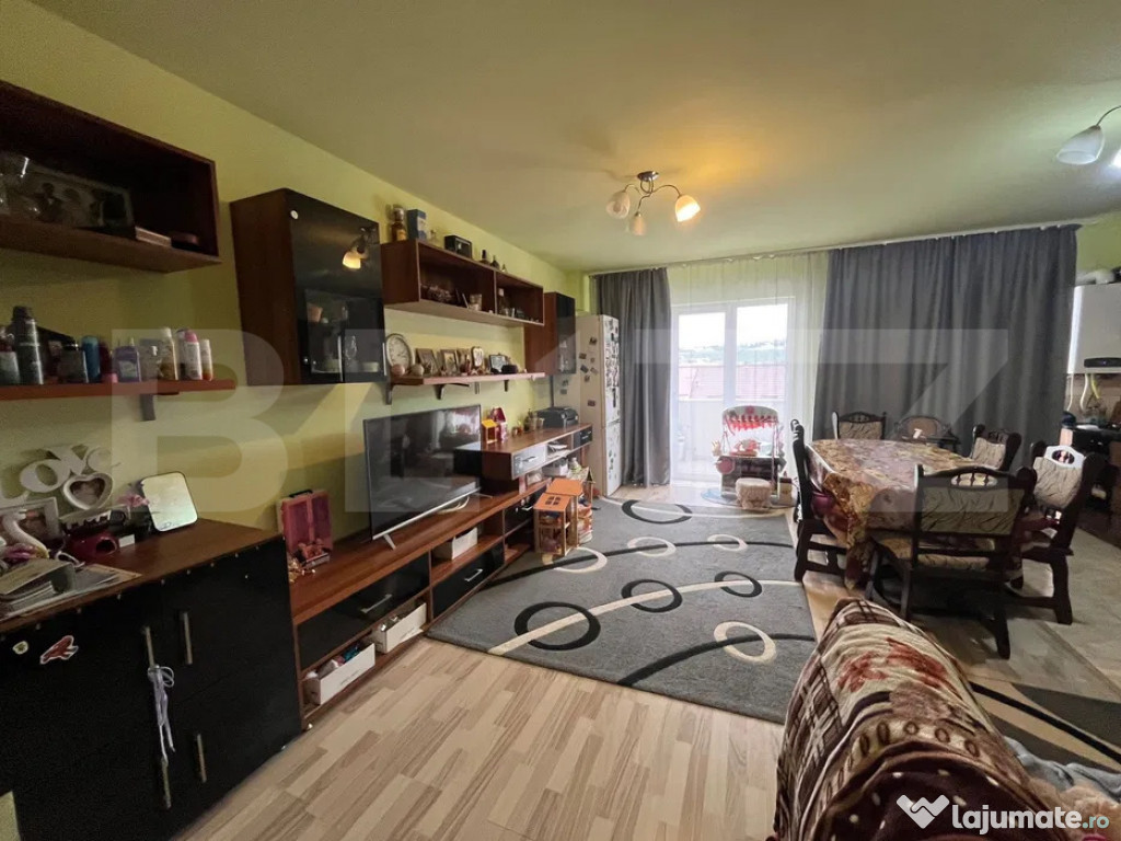 Apartament spațios cu 3 camere în Mănăștur cu Parcare i
