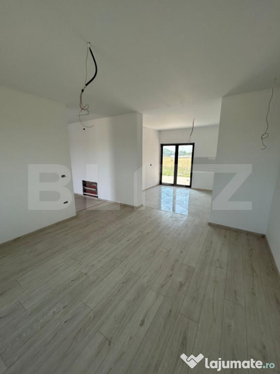 Casa individuala, 100 mp utili, Remetea Mare!