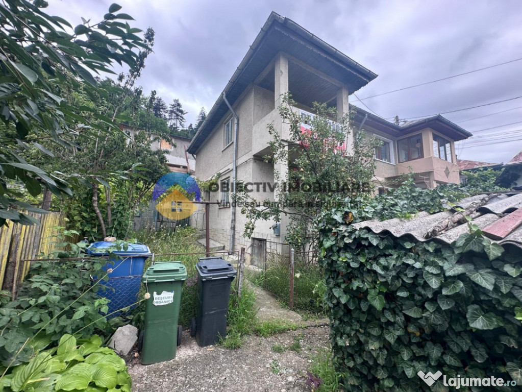Casa cu teren de vânzare în Piatra Neamț – Strada Petru
