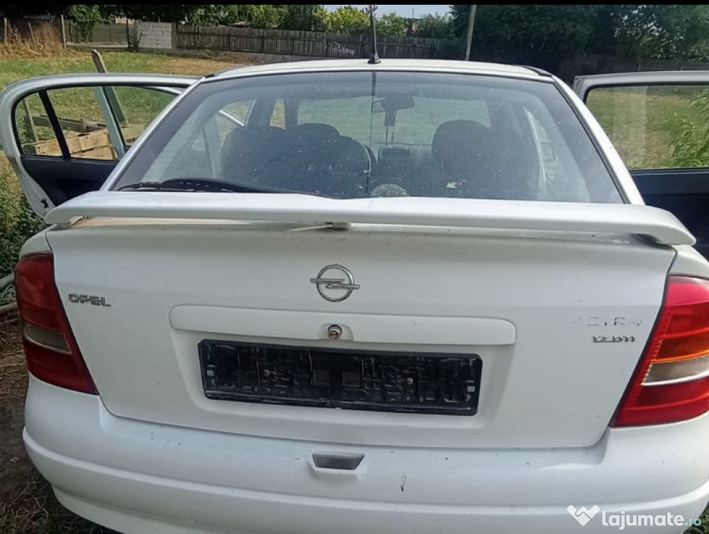 Piese auto in stare buna de opel astra g
