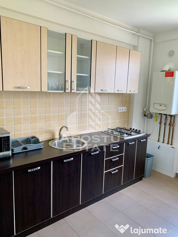 Apartament cu 2 camere, decomandat, zona Olimpia-Stadion