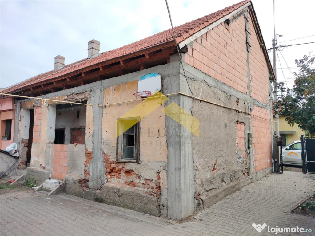 Casa de zona Parneava