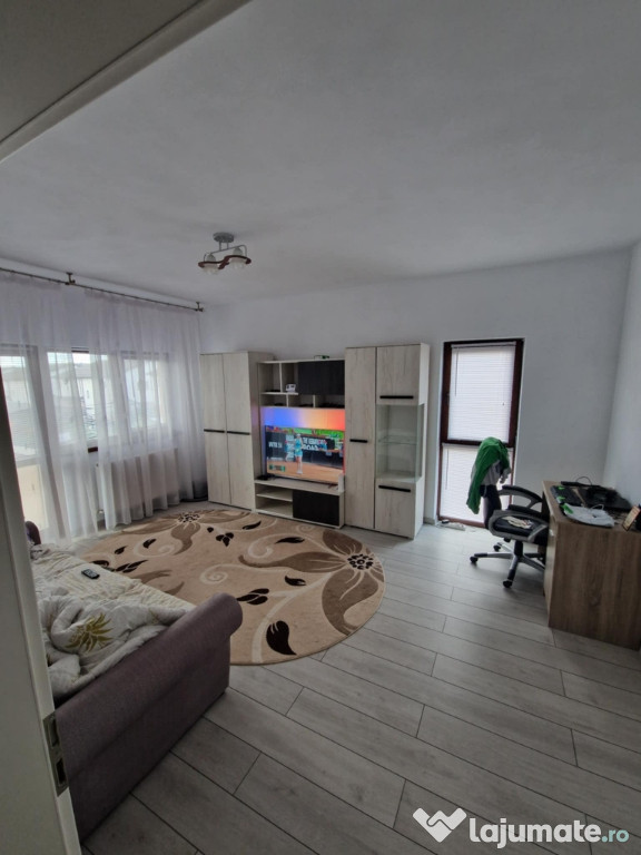 Apartament cu 2 camere in Sanpetru