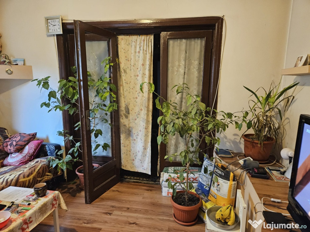 Casa 6 Camere I Decebal I Calarasilor