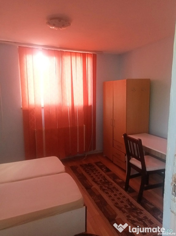 Garsoniera Galata 280 euro se inchiriaza urgent!