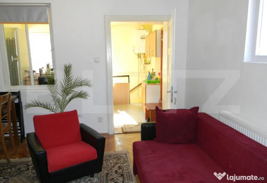 Apartament 2 camere – 70 mp + terasă 25 mp –Centru - Ve